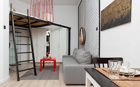 Downtown Studio Apartment Poznanska By Renters