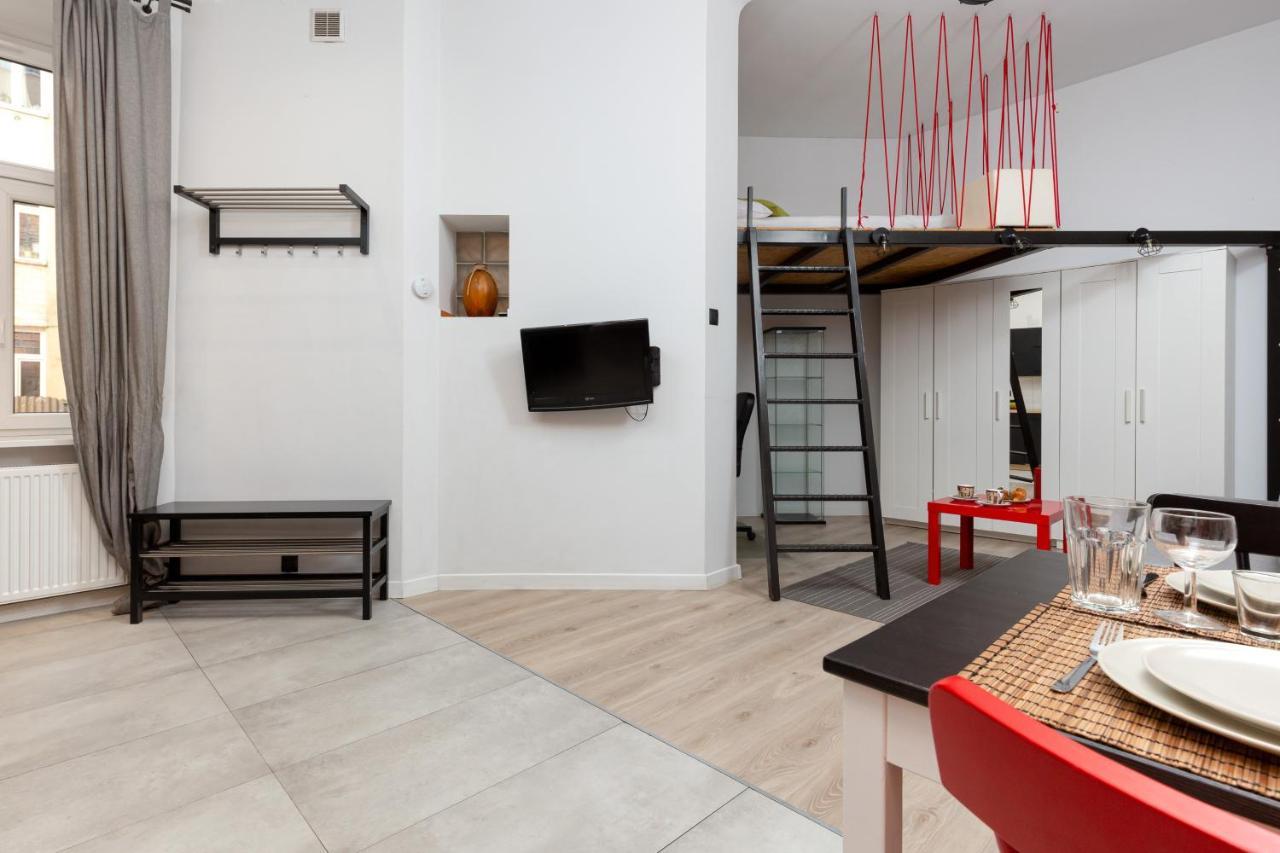 Downtown Studio Apartment Poznanska By Renters Варшава Екстер'єр фото